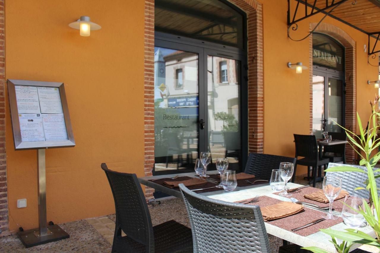 Le Vic De De Lomagne Bed & Breakfast Lavit Exterior photo